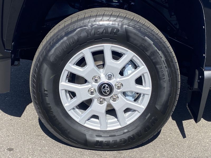 New 2025 Toyota Tacoma SR5Image 8