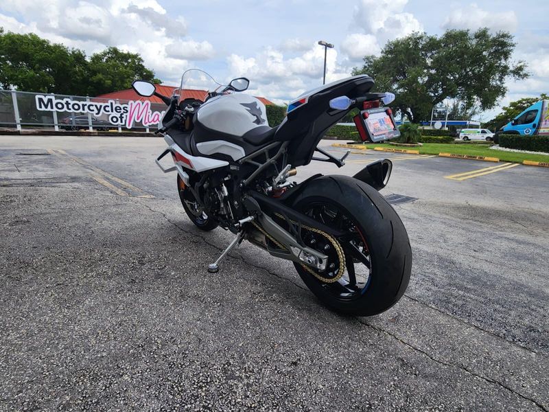 2026 BMW S 1000 RRImage 7