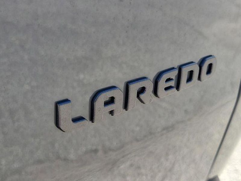 New 2026 Jeep Cherokee Laredo 4x4