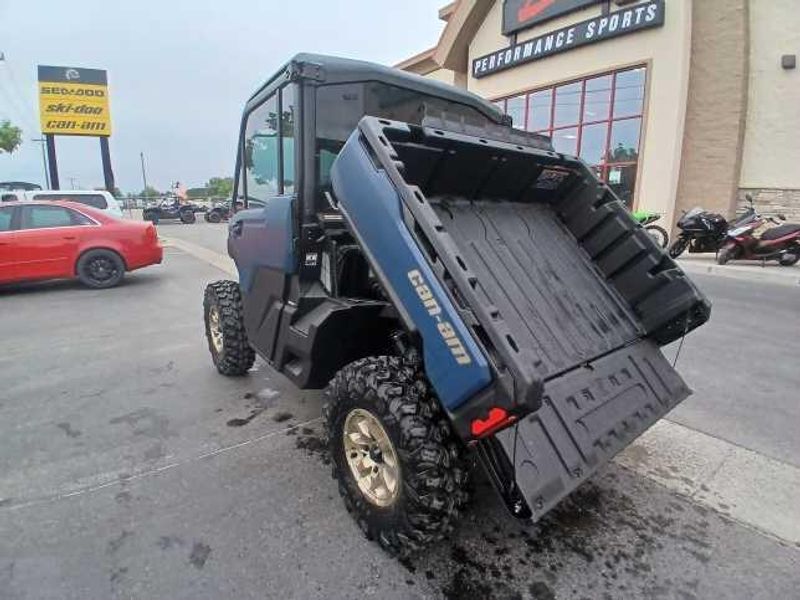 2025 Can-Am DEFENDER LTD HD10 