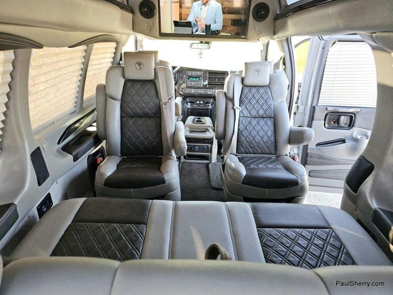 Used 2021 Chevrolet Express Passenger LSImage 3