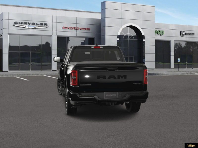 2025 Ram 1500 Big Horn photo 8