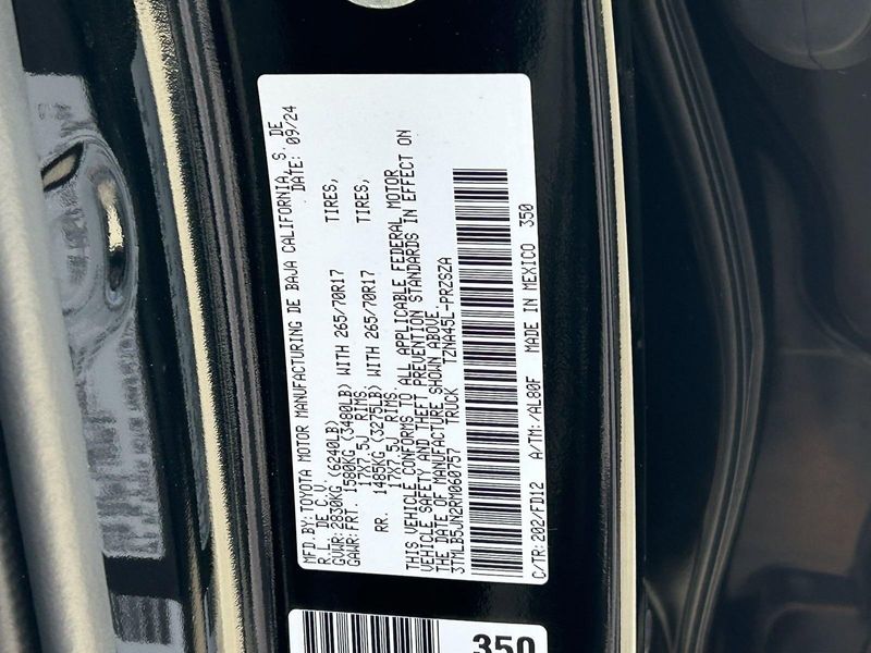 New 2024 Toyota Tacoma TRD Off RoadImage 15