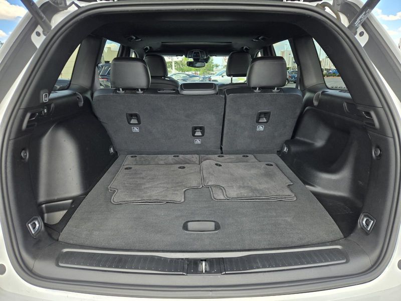 Used 2024 Jeep Grand Cherokee Altitude X 4x4