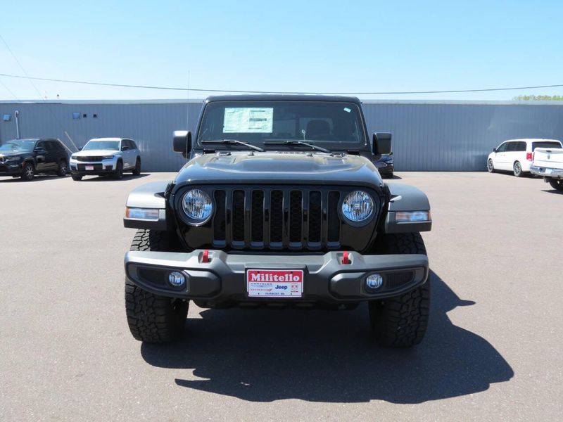 2023 Jeep Gladiator Rubicon 4x4 4dr Crew Cab 5.0 ft. SBImage 7