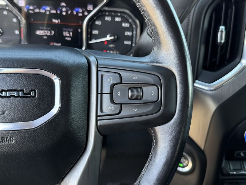 Used 2022 GMC Sierra 1500 Limited DenaliImage 23