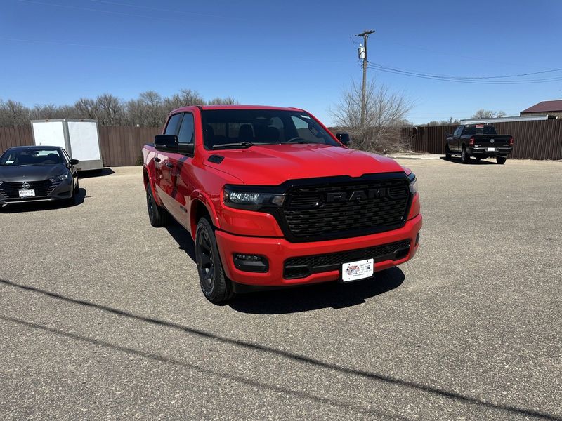 2025 RAM 1500 Big Horn Crew Cab 4x4 5