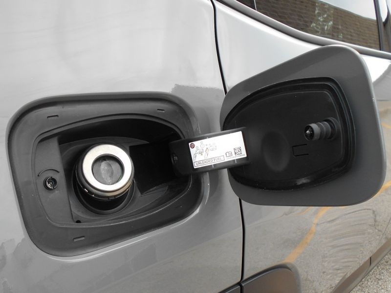 2023 Jeep Compass TrailhawkImage 34