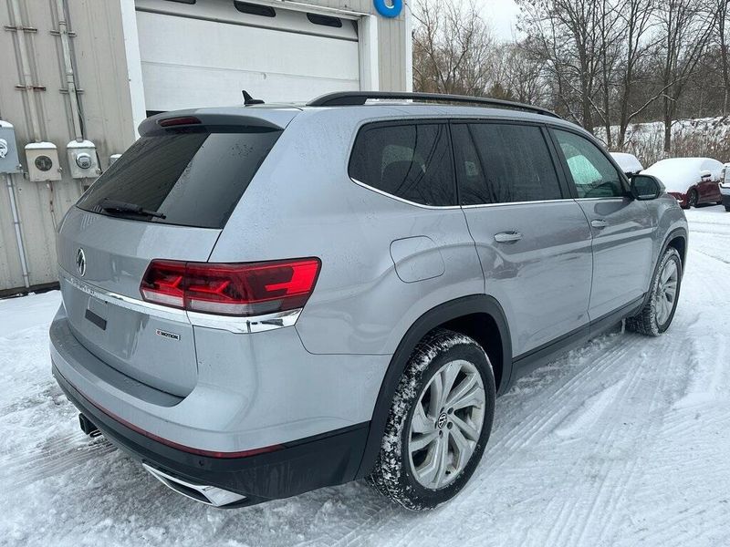 2022 Volkswagen Atlas 3.6L V6 SE w/TechnologyImage 13