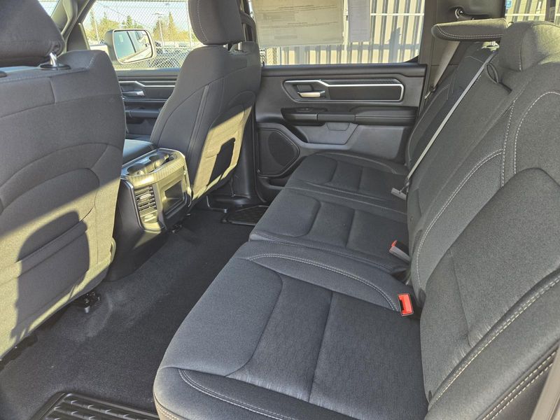 New 2026 RAM 1500 Big Horn Crew Cab 4x4 5'7' Box