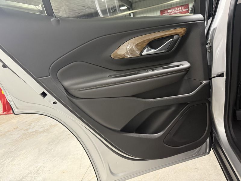 Used 2020 GMC Terrain SLEImage 19
