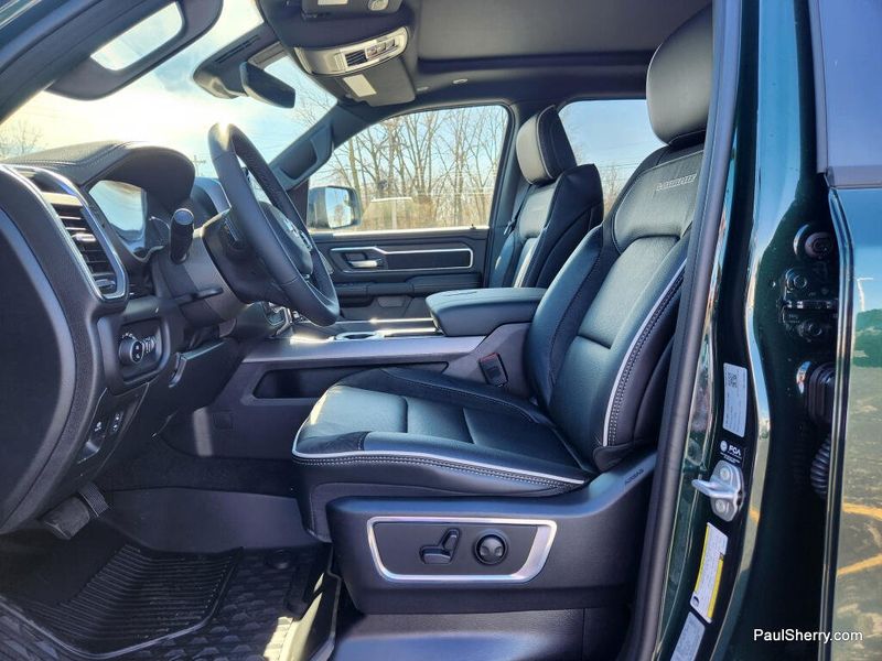 New 2026 RAM 1500 Laramie Crew Cab 4x4 5'7' Box