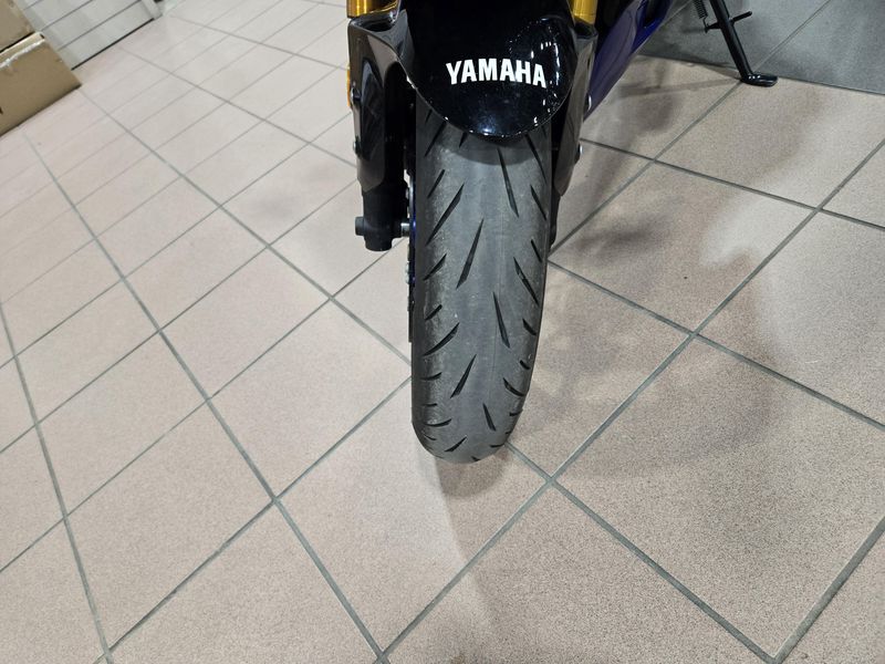 USED 2025 YAMAHA YZF R7 Image 12