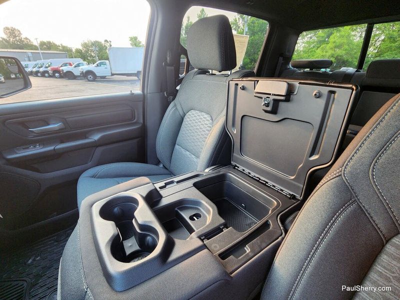 New 2026 RAM 1500 Warlock Crew Cab 4x4 5'7' Box