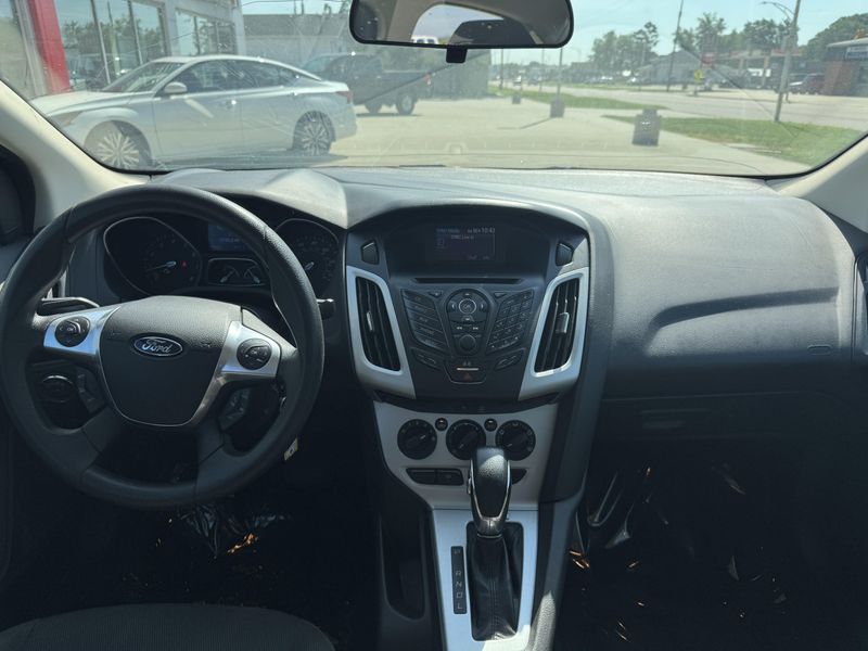Used 2013 Ford Focus SEImage 24
