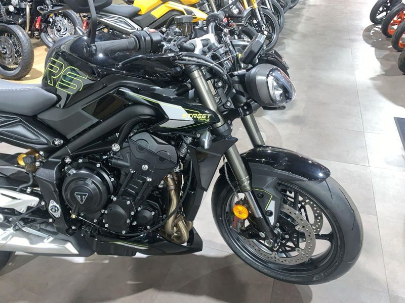 New 2025 Triumph STREET TRIPLE 765 RS Image 10