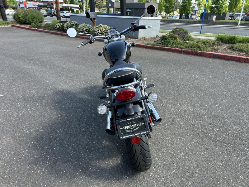 New 2025 Triumph BONNEVILLE SPEEDMASTER 