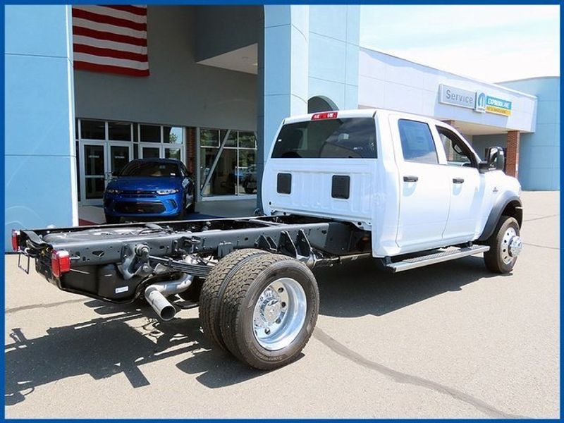 2024 RAM 5500 Chassis Cab TradesmanImage 7