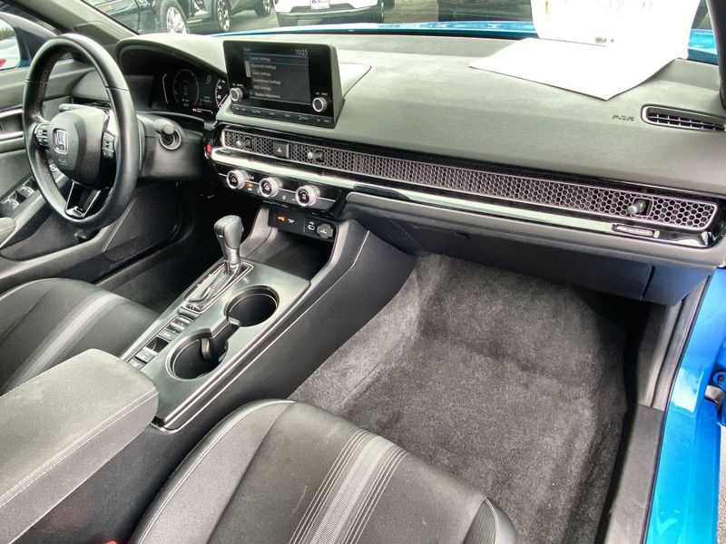 Used 2024 Honda Civic Hatchback SportImage 27
