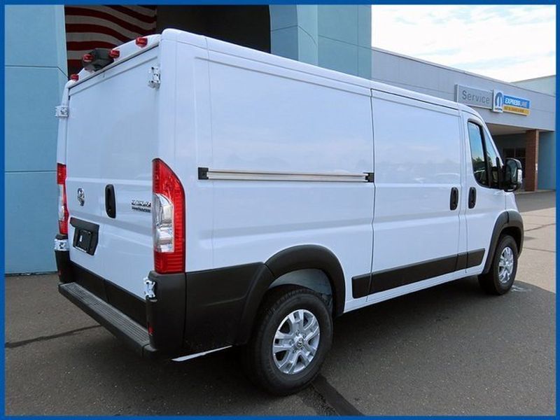 2024 RAM ProMaster BaseImage 7