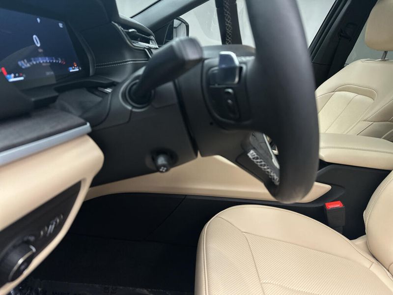 Used 2024 Jeep Grand Cherokee LimitedImage 5