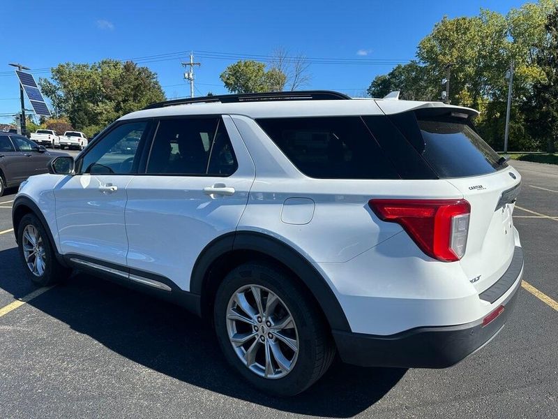 2020 Ford Explorer XLT photo 14