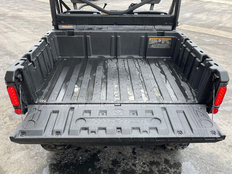 New 2025 Can-Am DEFENDER DPS 62 HD9 