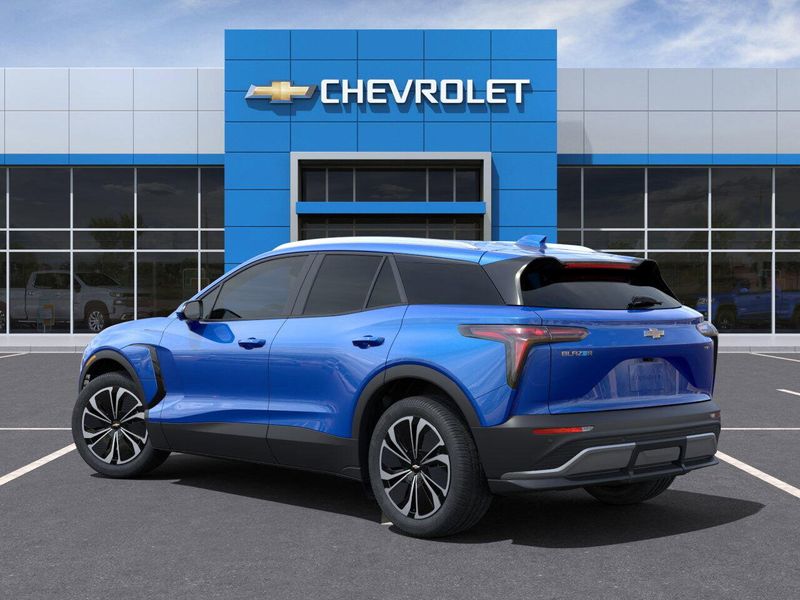 New 2025 Chevrolet Blazer EV AWD LTImage 3