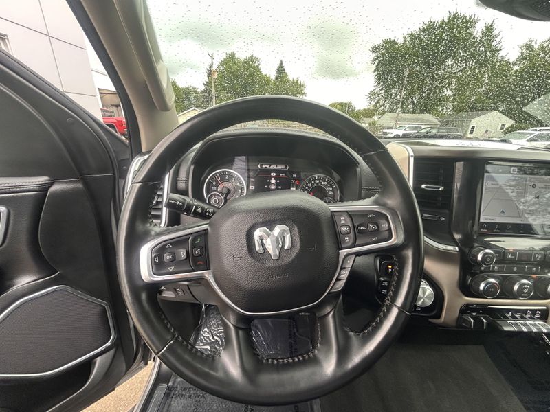 2022 RAM 1500 LaramieImage 22