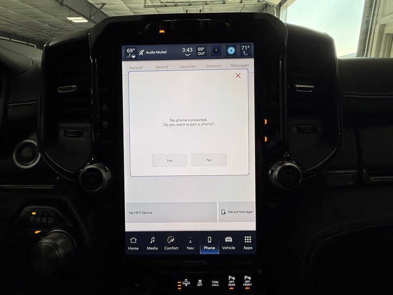 Used 2023 RAM 1500 LimitedImage 30