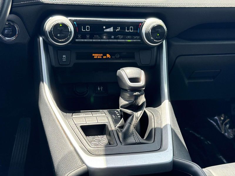 Used 2019 Toyota RAV4 XLE Premium FWD (Natl)