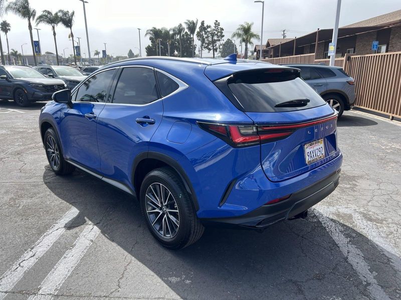 2022 Lexus NX 250Image 3