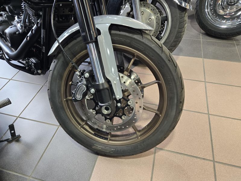 USED 2024 HARLEY SOFTAIL LOW RIDER ST Image 19