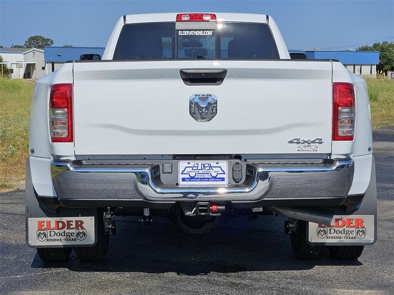 2024 RAM 3500 Tradesman Crew Cab 4x4 8