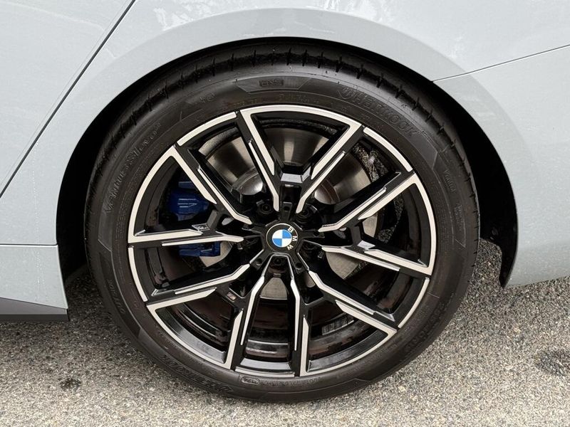 2023 BMW 4 Series M440iImage 16