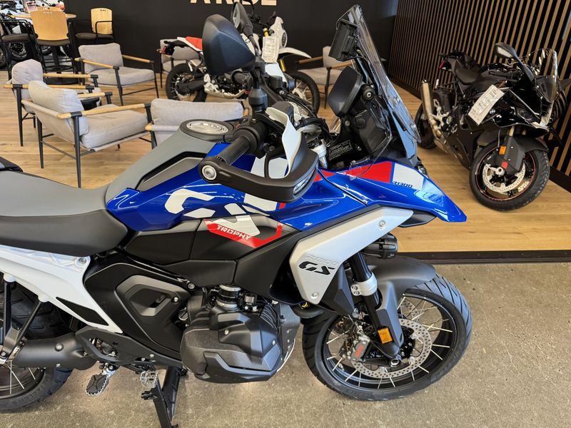 2025 BMW R 1300 GS - TROPHY - RACING BLUE METALLIC