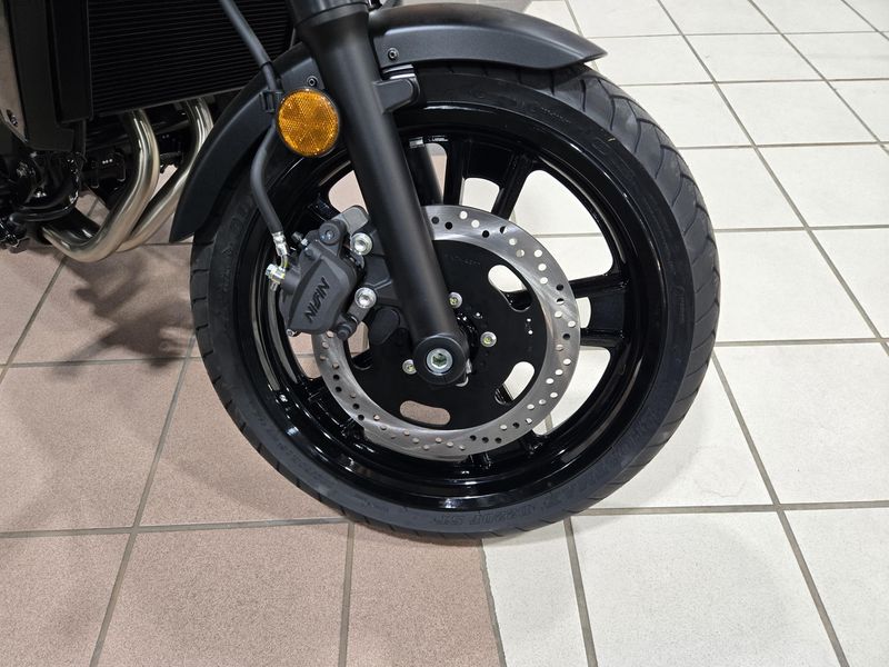 2025 Kawasaki VULCAN S METALLIC FLAT SPARK BLACK Image 16