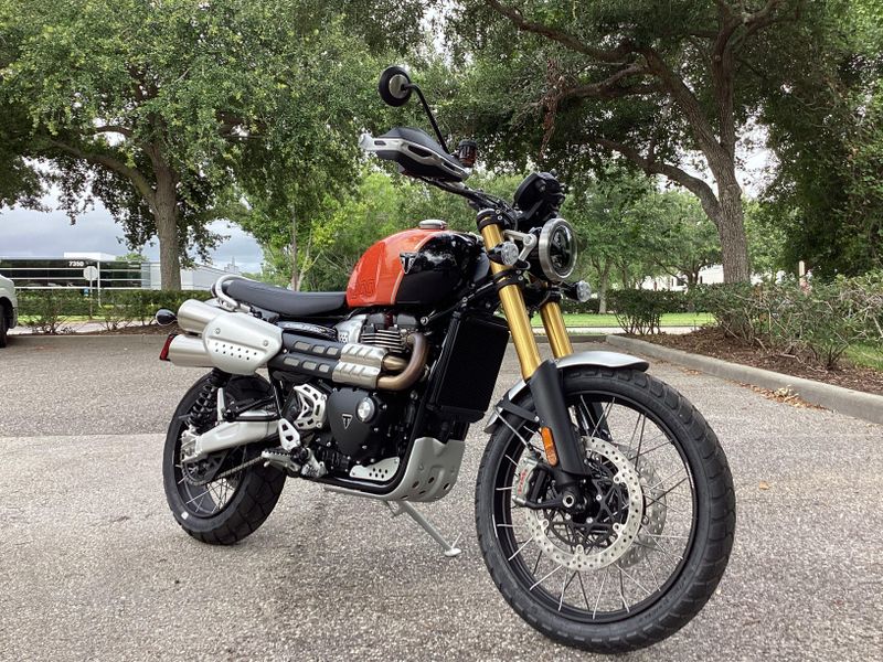 2024 Triumph Scrambler 1200 XE