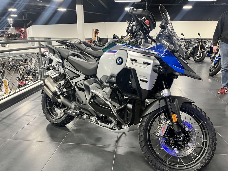 2025 BMW R 1300 GS ADVENTURE Image 3