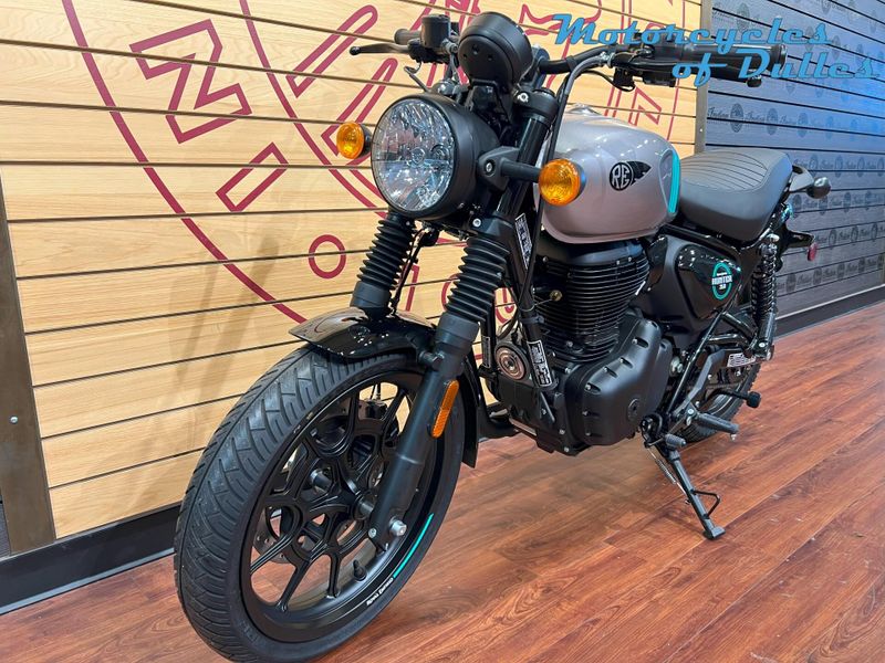 New 2024 Royal Enfield Hunter 350 Image 4