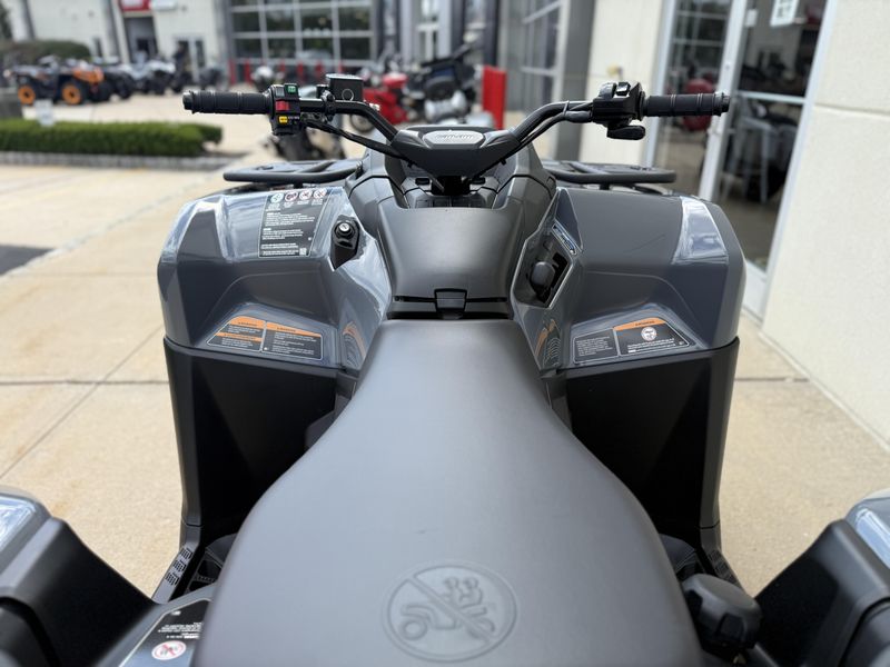 2025 Can-Am OUTLANDER 700Image 7