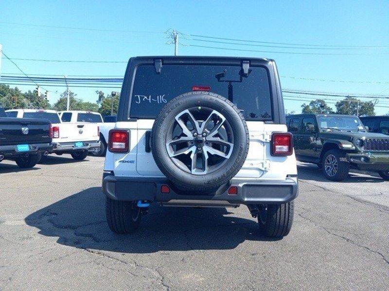New 2024 Jeep Wrangler 4xE Garavel Jeep Norwalk CT 06851