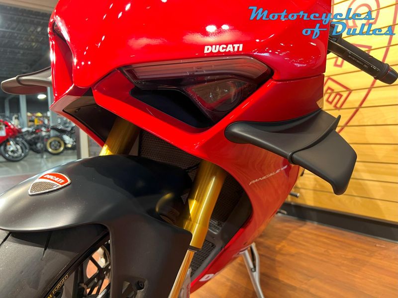 2020 Ducati Panigale V4S Corse Image 20