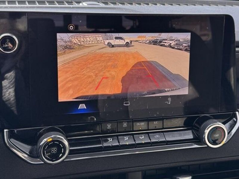 Used 2023 Chevrolet Colorado Work TruckImage 17