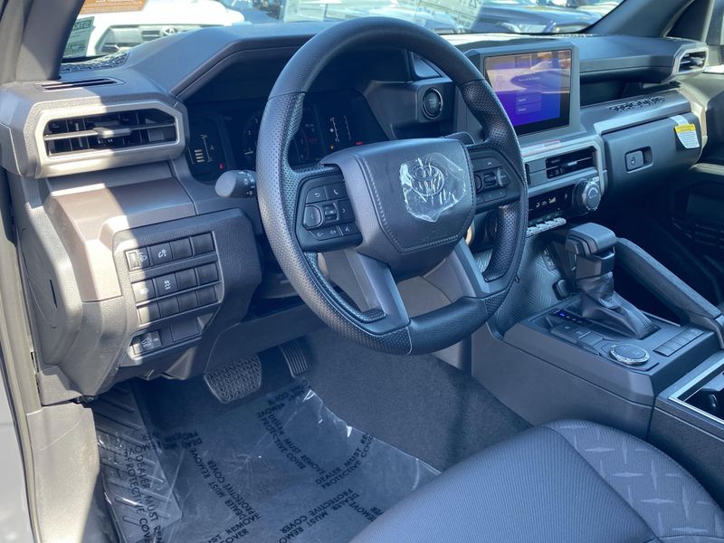 2025 Toyota Tacoma SR5Image 13