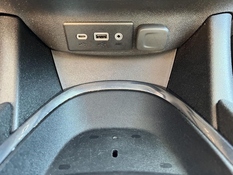 2023 Chevrolet Malibu 1LT photo 21