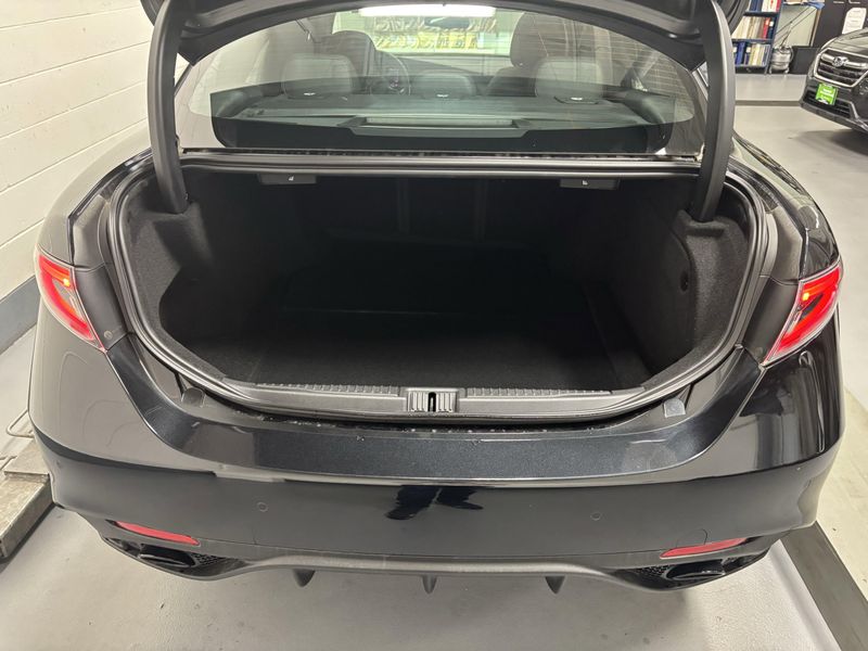 New 2025 Alfa Romeo Giulia Intensa AwdImage 21