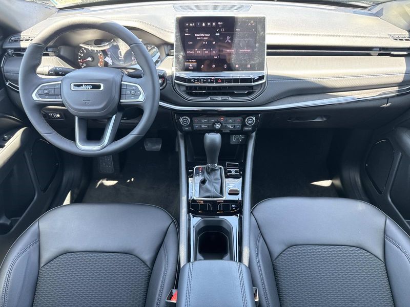 New 2026 Jeep Compass Latitude Altitude 4x4