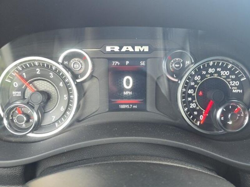 2024 Ram 2500 Big Horn photo 12