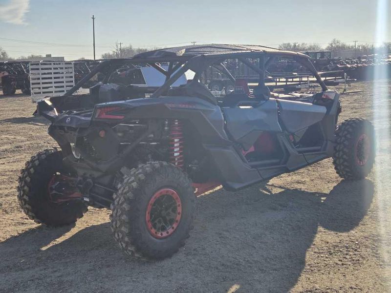 New 2026 Can-Am MAVERICK MAX XDS 64 TRR 